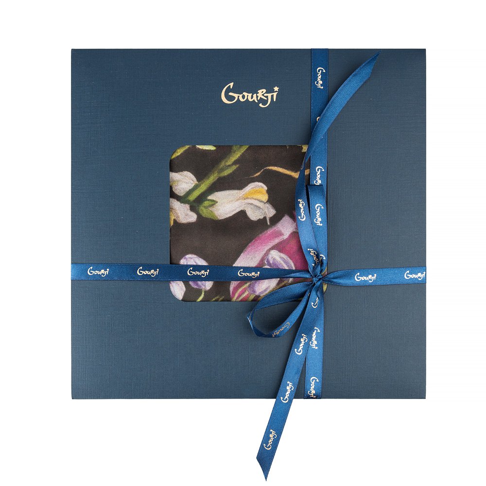 Каталог ПЛАТОК "БУКЕТ" 90х90 ШЕЛК от интернет-магазина «7 Сувениров»