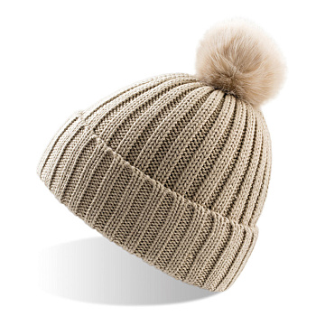 Каталог Шапка CHIC от интернет-магазина «7 Сувениров»