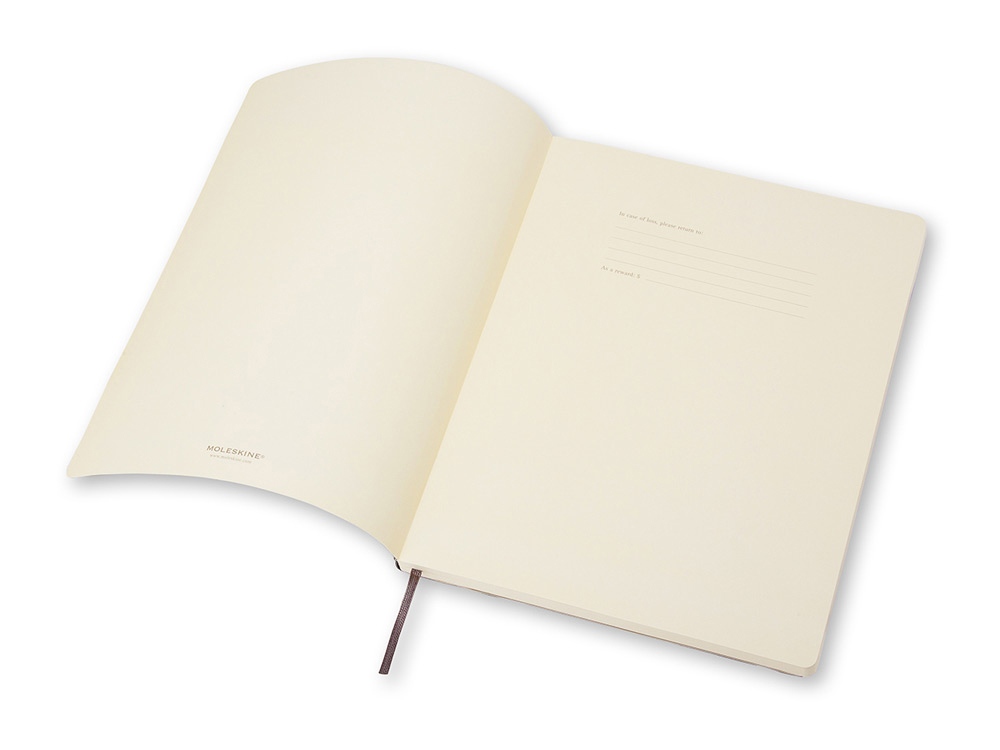 Записная книжка Moleskine Classic Soft (в клетку), ХLarge (19х25 см), черный Записная книжка Moleskine Classic Soft (в клетку), ХLarge (19х25 см), черный