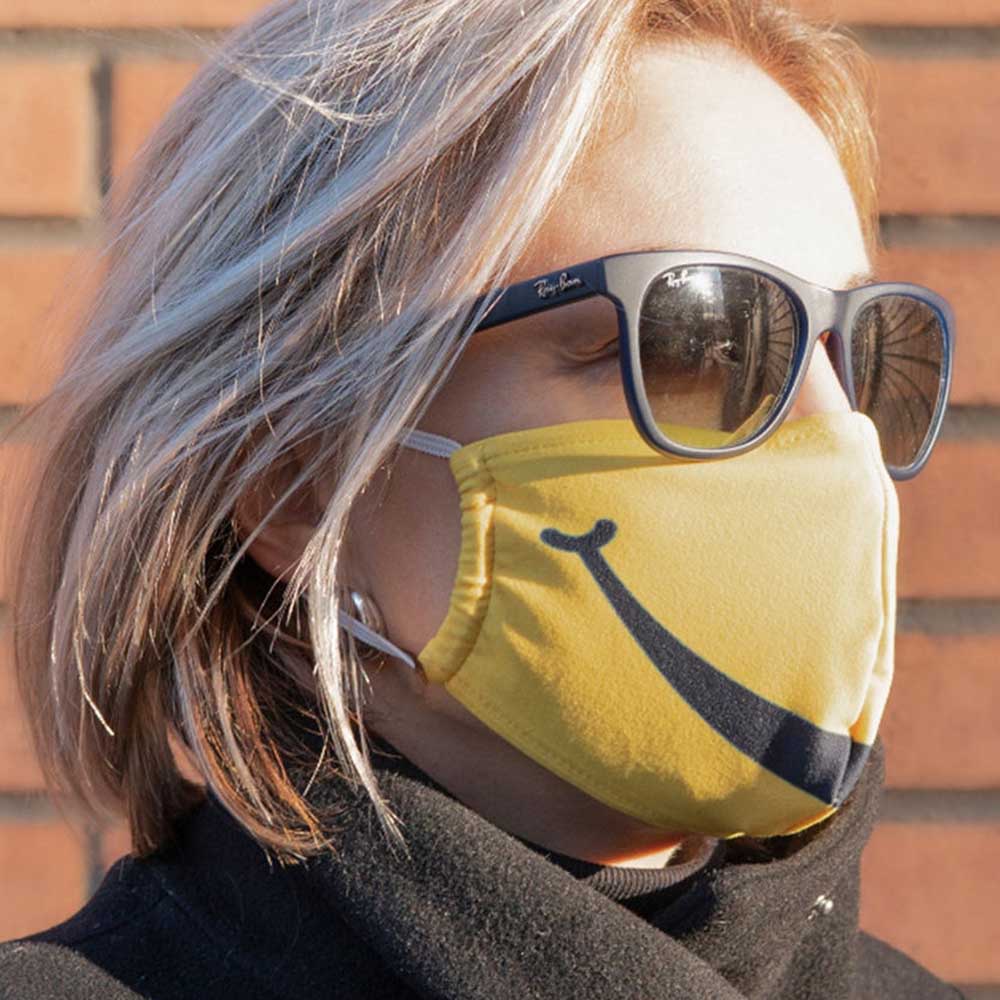 Каталог Маска из нейлона многоразовая с принтом 'Смайл' от интернет-магазина «7 Сувениров»